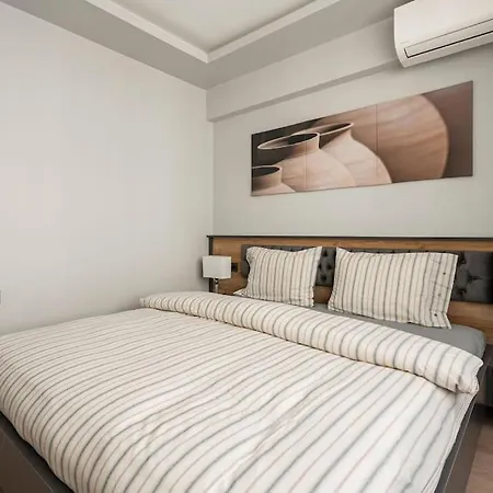 Tomtom House Centre Location * Istanbul