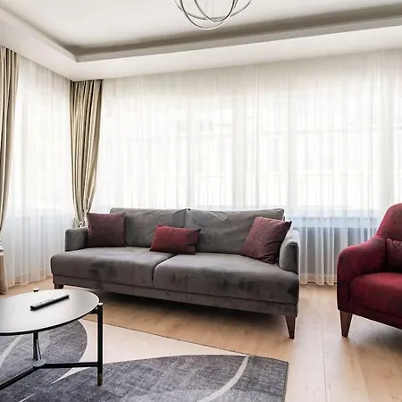 Tomtom House Centre Location