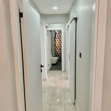 Tomtom House Centre Location דירה