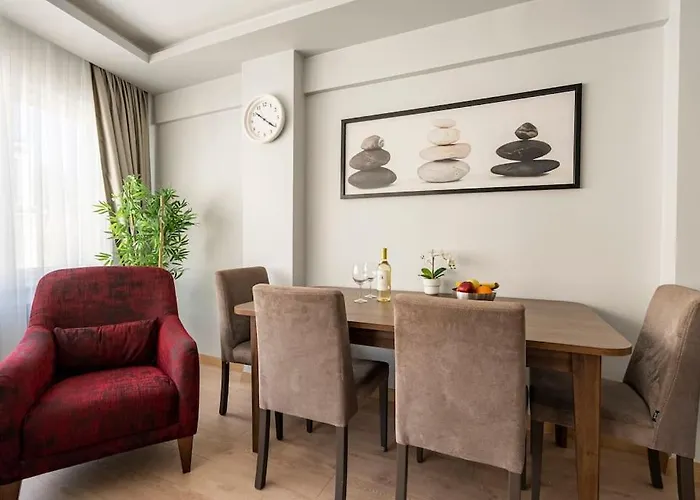 Tomtom House Centre Location