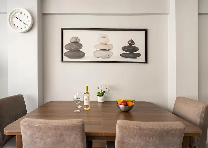 Tomtom House Centre Location *