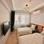 Tomtom House Centre Location