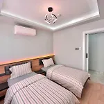 Tomtom House Centre Location Apartamento *