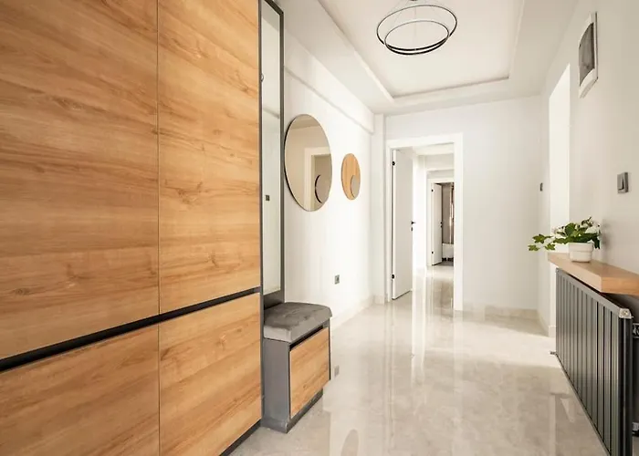 Tomtom House Centre Location イスタンブール